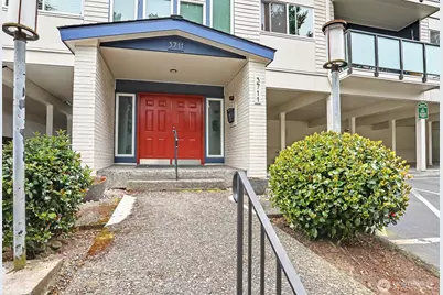 3711 26th Place W #306, Seattle, WA 98199 - Photo 3