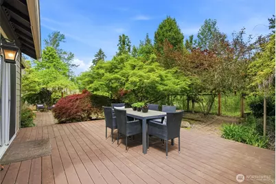 24923 NE 3rd Place, Sammamish, WA 98074 - Photo 27