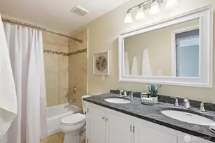 24923 NE 3rd Pl, Sammamish, WA 98074 - Photo 21