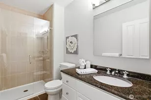 24923 NE 3rd Pl, Sammamish, WA 98074 - Photo 25
