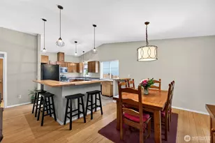10702 211th Ave Ct E, Bonney Lake, WA 98391 - Photo 7