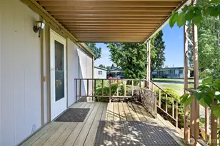 380 E Pole Rd, Lynden, WA 98264 - Photo 23