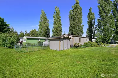 380 E Pole Road #13, Lynden, WA 98264 - Photo 27