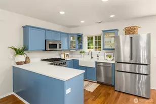 705 Moji Ln NW, Bainbridge Island, WA 98110 - Photo 13
