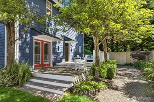 705 Moji Ln NW, Bainbridge Island, WA 98110 - Photo 21