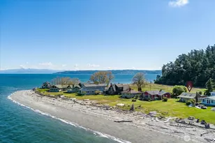 301 Snakelum Point Rd, Coupeville, WA 98239 - Photo 11