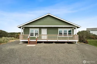 982 Sand Dollar Court SW, Ocean Shores, WA 98569 - Photo 1