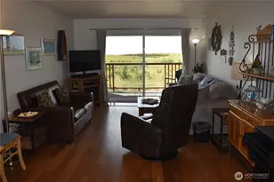 304 14th Street NW, Long Beach, WA 98631 - Photo 5