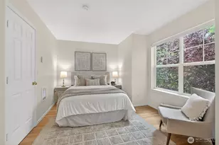 9257 Interlake Ave N, Seattle, WA 98103 - Photo 13