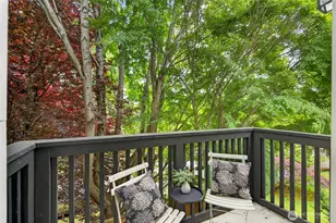 9257 Interlake Ave N, Seattle, WA 98103 - Photo 9
