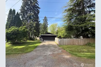 6011 185th Street SW, Lynnwood, WA 98037 - Photo 3