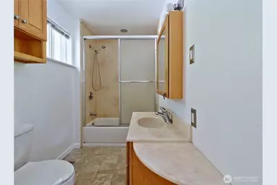 423 Lind Avenue SW, Renton, WA 98057 - Photo 13