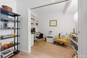 76 Cedar St, Seattle, WA 98121 - Photo 15