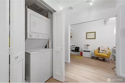 76 Cedar Street #611, Seattle, WA 98121 - Photo 19