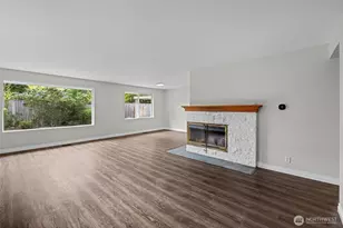 2157 N 122nd St, Seattle, WA 98133 - Photo 7
