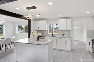 7408 Olympic Dr, Everett, WA 98203 - Photo 9