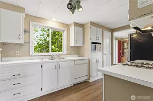134 Valentine Ct, Pacific, WA 98047 - Photo 11