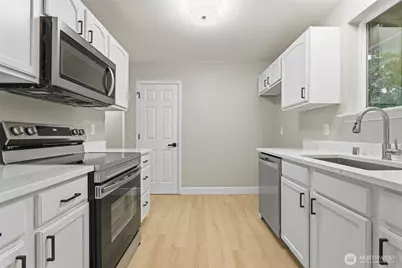 13903 136th Street Ct NW, Gig Harbor, WA 98329 - Photo 5