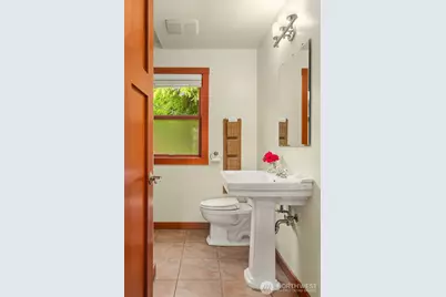 13039 56th Avenue, Tukwila, WA 98178 - Photo 17