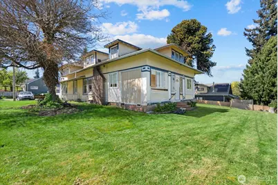 3732 Rockefeller Avenue, Everett, WA 98201 - Photo 1