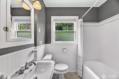 4036 44th Avenue SW, Seattle, WA 98116 - Photo 15