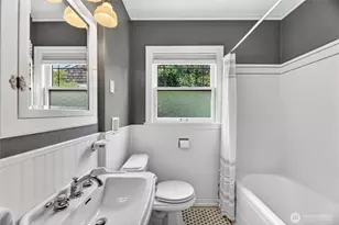 4036 44th Ave SW, Seattle, WA 98116 - Photo 15