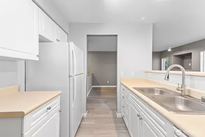 15150 140th Way SE #H103, Renton, WA 98058 - Photo 7