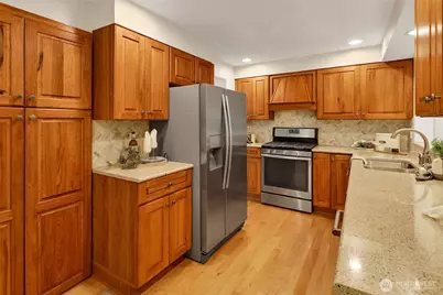 1081 Cedar Hills Avenue, Bellingham, WA 98229 - Photo 9