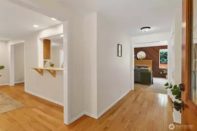 1081 Cedar Hills Avenue, Bellingham, WA 98229 - Photo 3