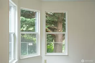 7701 Hardeson Rd, Everett, WA 98203 - Photo 11