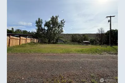 623 Main St, Winthrop, WA 98862 - Photo 11