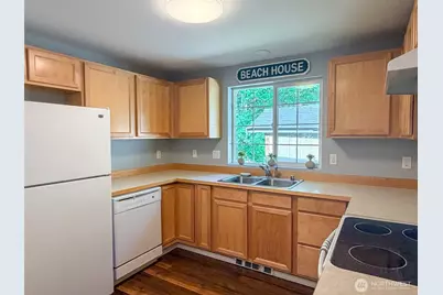 55 Wolf Road, Quilcene, WA 98376 - Photo 11