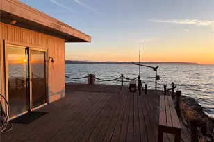 1085 Rockaway Ln, Camano Island, WA 98282 - Photo 17