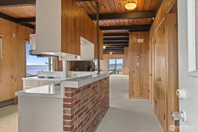 1085 Rockaway Lane, Camano Island, WA 98282 - Photo 5