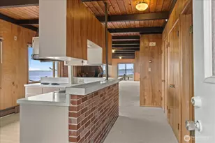 1085 Rockaway Ln, Camano Island, WA 98282 - Photo 5