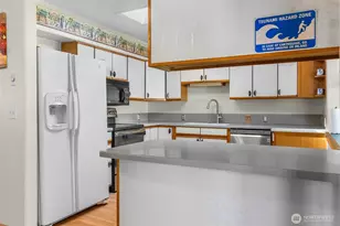 422 S Forrest St, Westport, WA 98595 - Photo 11