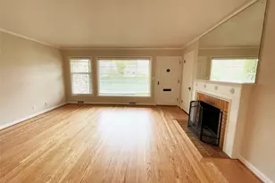 5025 47th Ave NE, Seattle, WA 98105 - Photo 3