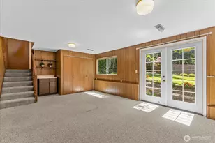 12109 SE 68th Pl, Bellevue, WA 98006 - Photo 17