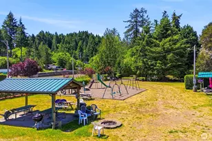 101 E Snow Cap Dr, Belfair, WA 98528 - Photo 35