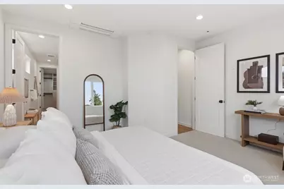 2769 59th Avenue SW #A, Seattle, WA 98116 - Photo 25