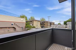 2769 59th Ave SW, Seattle, WA 98116 - Photo 15