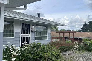 1025 E 53rd St, Tacoma, WA 98404 - Photo 3