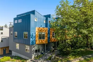 2371 Harbor Ave SW, Seattle, WA 98126 - Photo 37