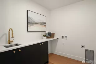 6913 30th Ave NW, Seattle, WA 98117 - Photo 31