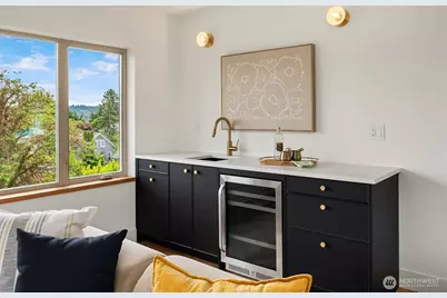 6913 30th Avenue NW, Seattle, WA 98117 - Photo 33