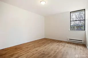 802 N 43rd St, Seattle, WA 98103 - Photo 13