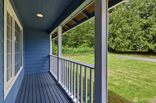 1719 Hemlock Dr, Camano Island, WA 98282 - Photo 3