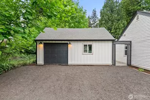 2001 Karen Frazier Rd SE, Olympia, WA 98501 - Photo 29