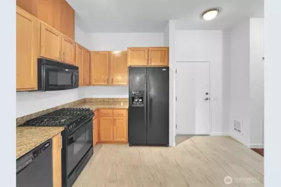 375 Kirkland Avenue #215, Kirkland, WA 98033 - Photo 5