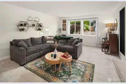 15632 SE 168th Street, Renton, WA 98058 - Photo 5